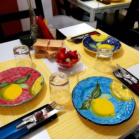 L'Infinito Bed and Breakfast Salerno Eksteriør billede