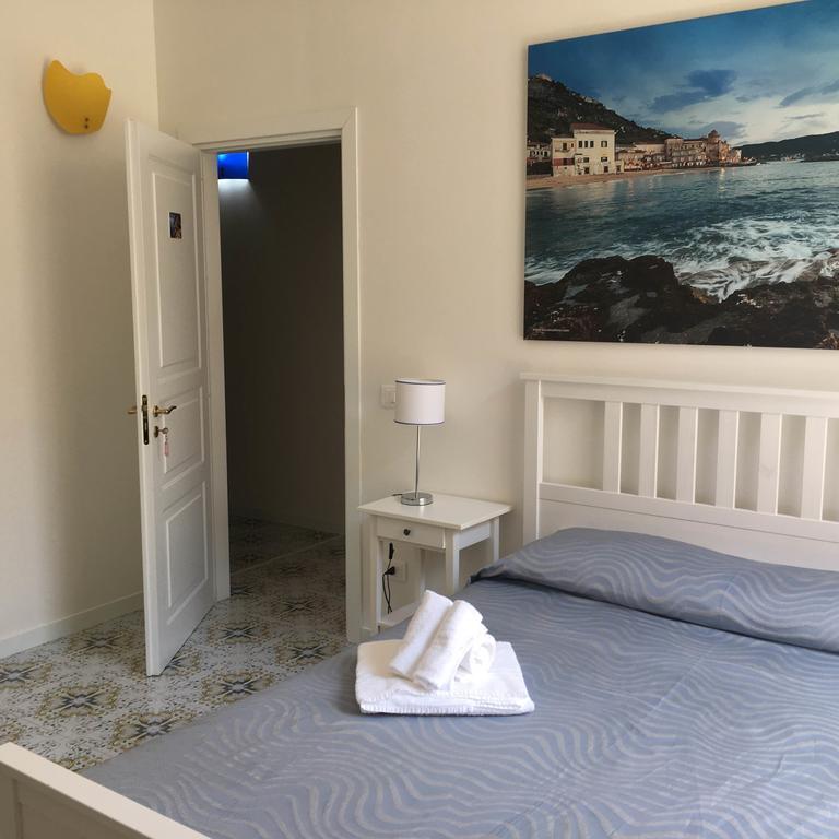 L'Infinito Bed and Breakfast Salerno Eksteriør billede